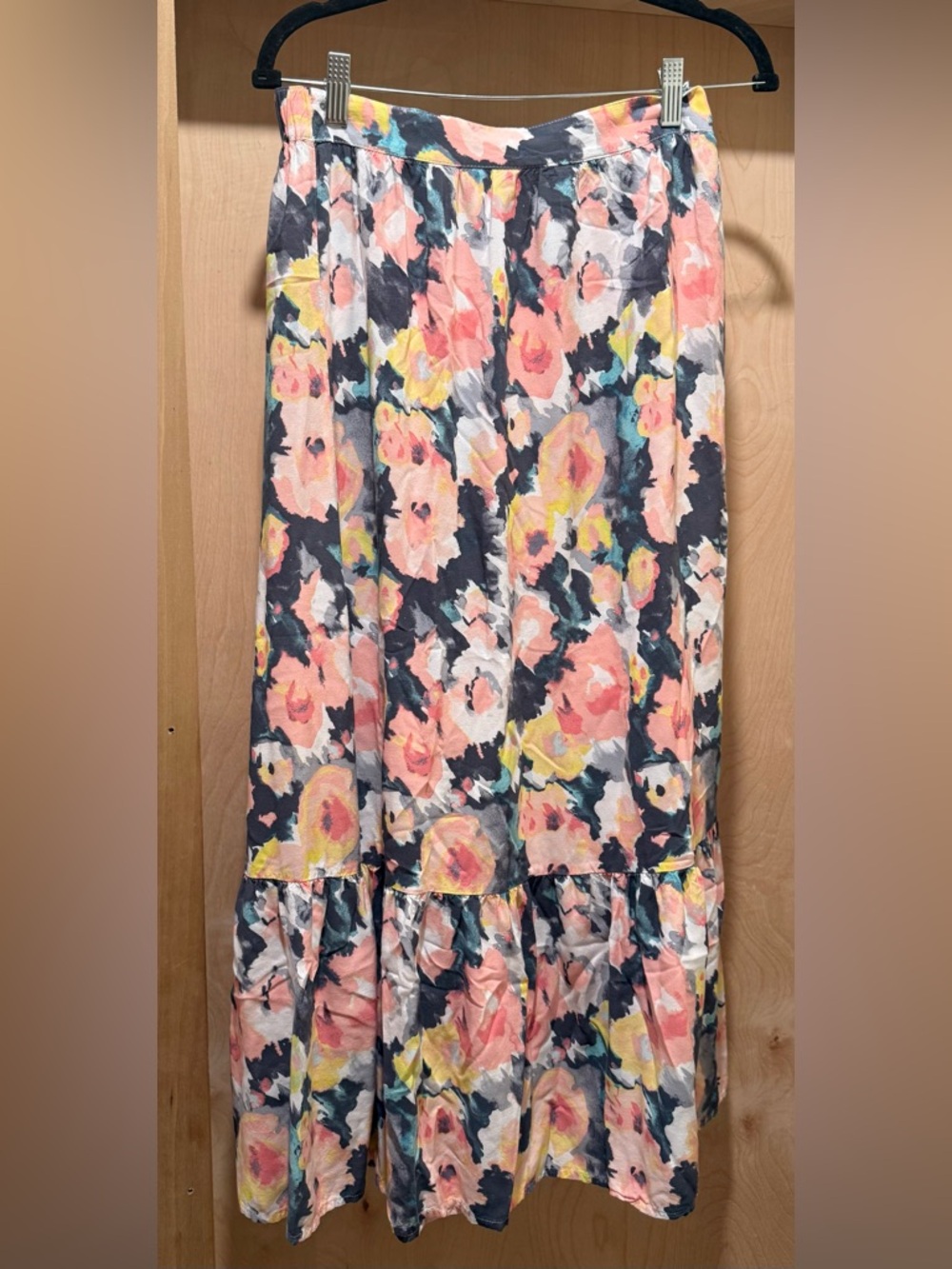 LOFT Coral & Navy Floral Tiered Maxi Skirt 100% Rayon Size Small